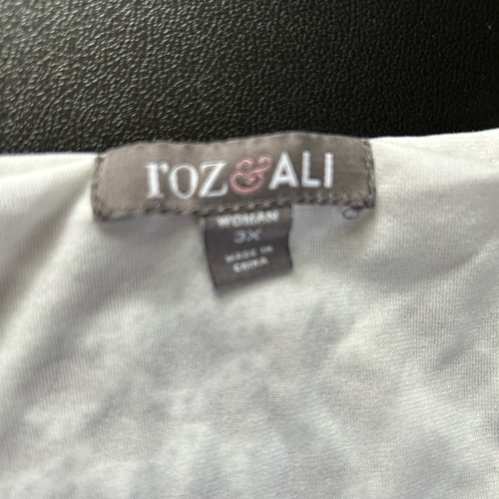 Roz & Ali‎ Women's 3X Pullover Top Lined Textured Cap Sleeve Business Casual - Picture 9 of 11